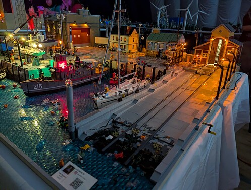 PXL_20251116_024107789